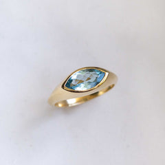 טבעת חותם שחר אקוומרין