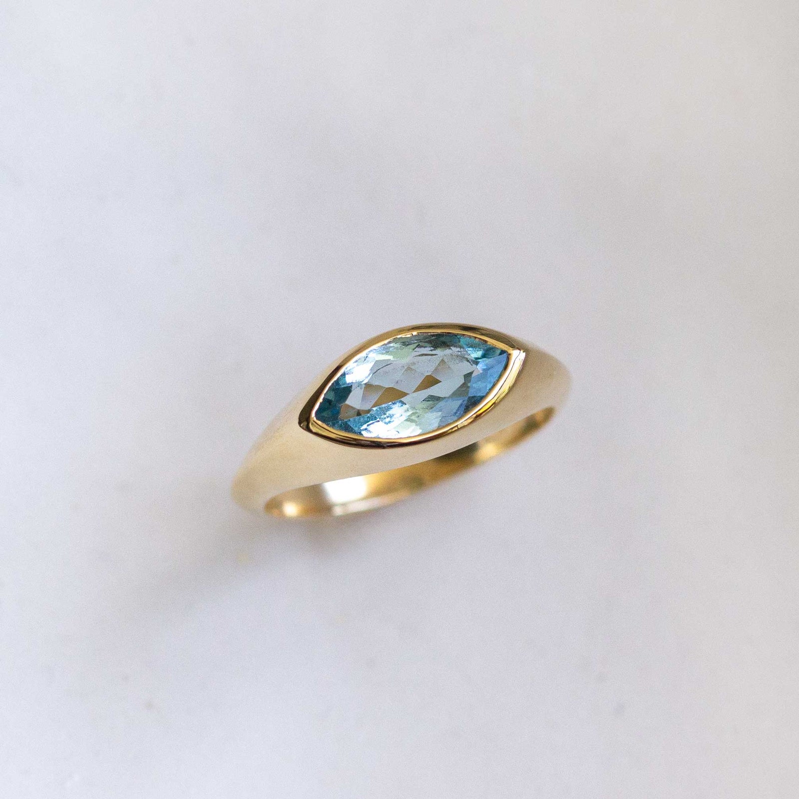 איך לבחור אבנים גדולות ועדיין לשמור על עיצוב עדין ועל זמני?