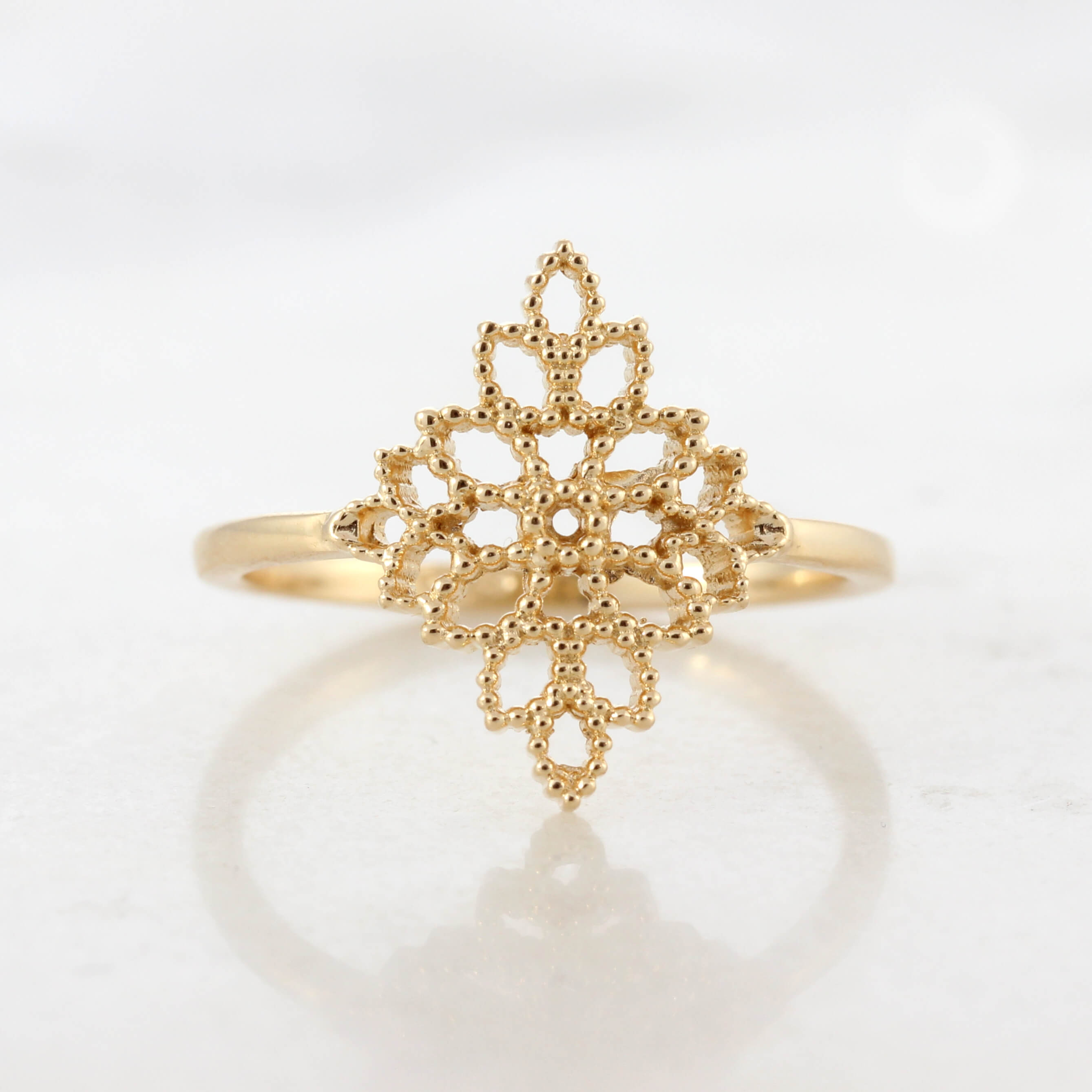 טבעת בלה נקודות עלים